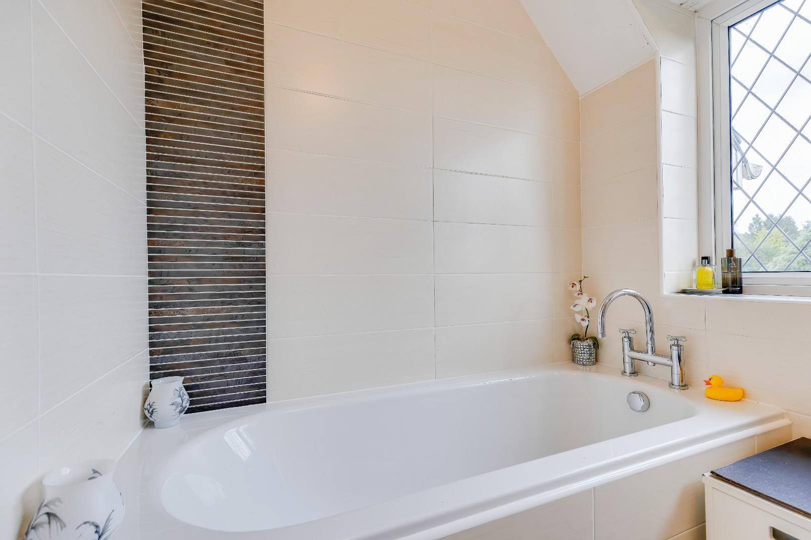 43 Highwalls Avenue, Dinas Powys, CF64 4AQ